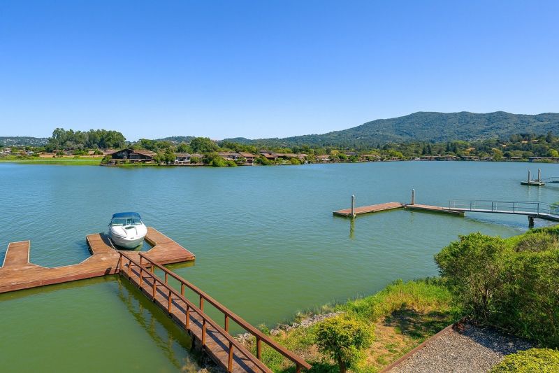 Water Dock Installation